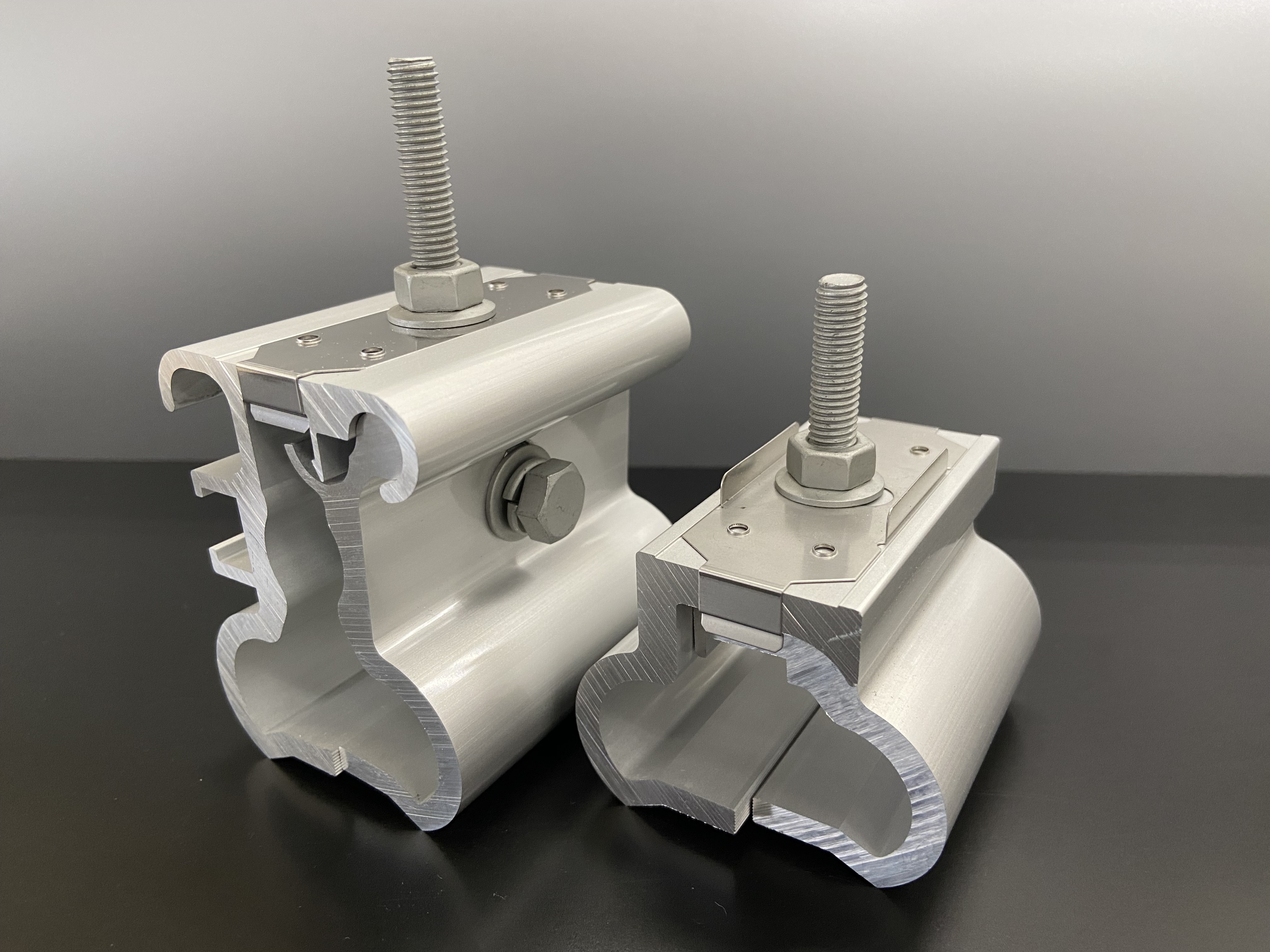 軽くて強いハゼ金具がほしい - 関西パイプ工業 株式会社 | アルミ・銅